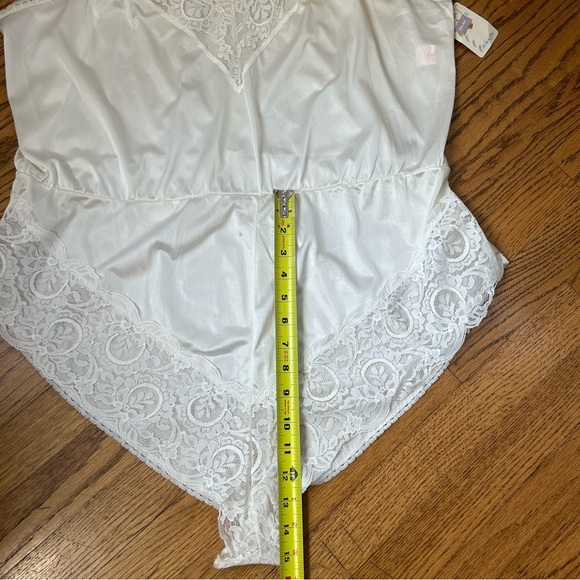 VTG 80’s Fortune Antron Satin Lace Ivory Teddy Negligee Onesie NWT Size 26W-28W - Picture 14 of 14